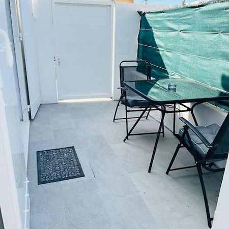 Joli Petit Studio Cosy Marignane Exterior foto